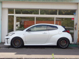 GRヤリス 1.6 RZ ハイ パフォーマンス 4WD 禁煙車 D席BRIDEフルバケ 車高調