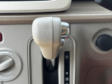 ●清潔なシフトレバーです☆汚れ、擦れや剥げなど無く、使用感を感じません。もちろん殺菌消毒済み