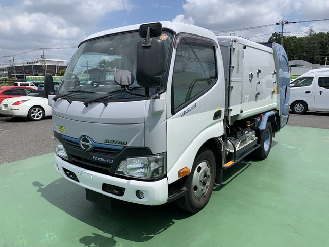 デュトロ 回転式パッカー車 4.2立米 2t積