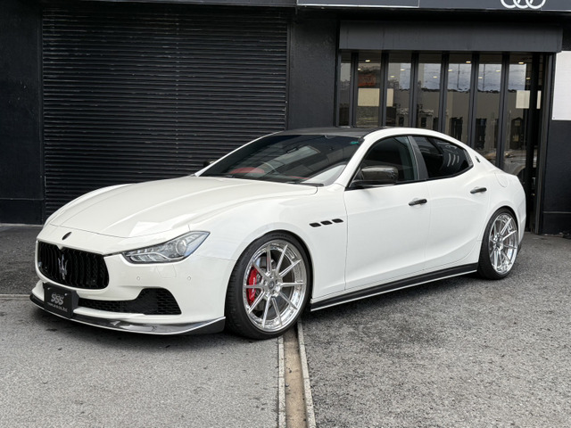 マセラティ ギブリ 3.0 の中古車詳細 (58,000km, ホワイト, 京都府