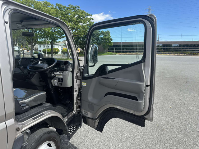 三菱ふそう キャンター Wキャブ 6人乗り パワーゲート の中古車詳細