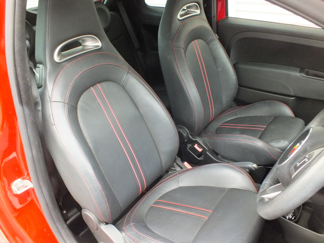 アバルト アバルト595 ツーリズモ の中古車詳細 (24,170km, レッド