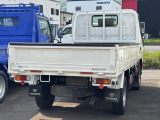 弊社では車両の塗装・架装等も承っておりますので お気軽に車輌・納車・陸送・代金などお問い合わせ下さい。 また、当店の営業は9時から18時までとなっております。