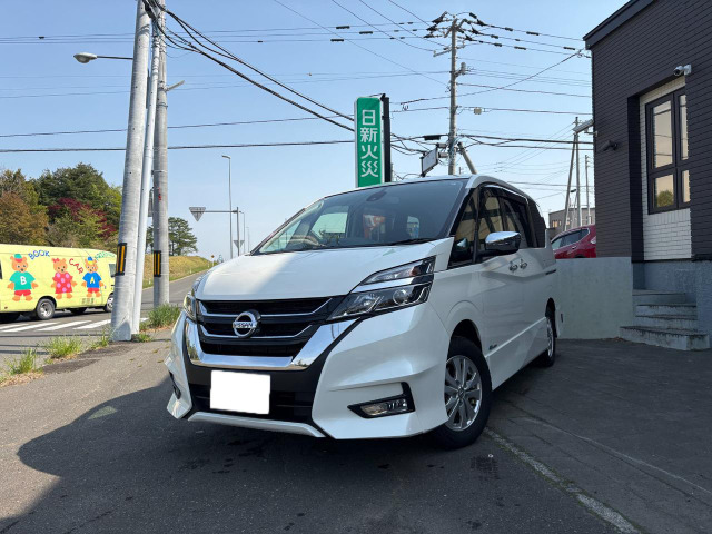 セレナ 2.0 ハイウェイスター 4WD