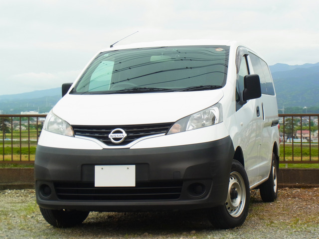 日産 NV200バネットバン 