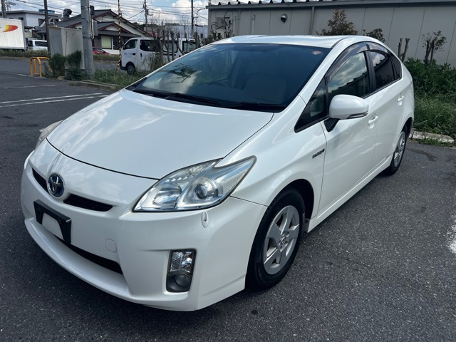 プリウス 1.8 S S