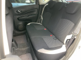 ☆後部座席の足元も広々してます!お問い合わせはTEL06-6430-1230 E-mail cars_genesis2007@yahoo.co.jpまで!!☆
