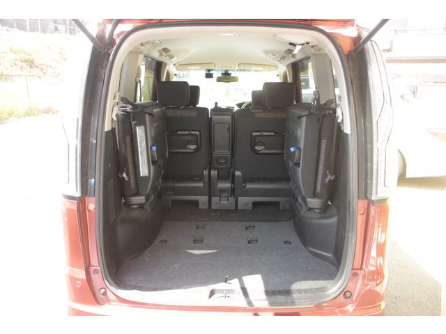 日産 セレナ 2.0 ハイウェイスター Vセレクション+Safety II S-HYBRID