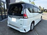 セレナ 2.0 ハイウェイスター 4WD 