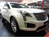 XT5クロスオーバー プラチナム 4WD 3.6V6VVTエンジン8速ATパドルS