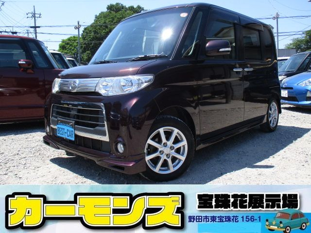 ダイハツ タントカスタム 