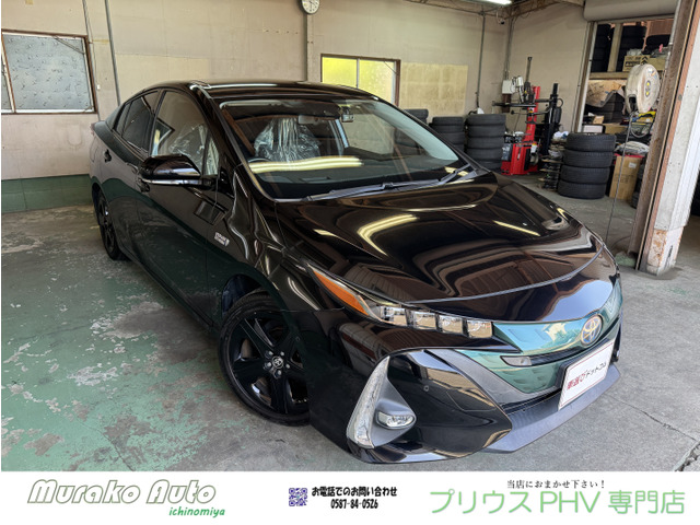トヨタ プリウスPHV 
