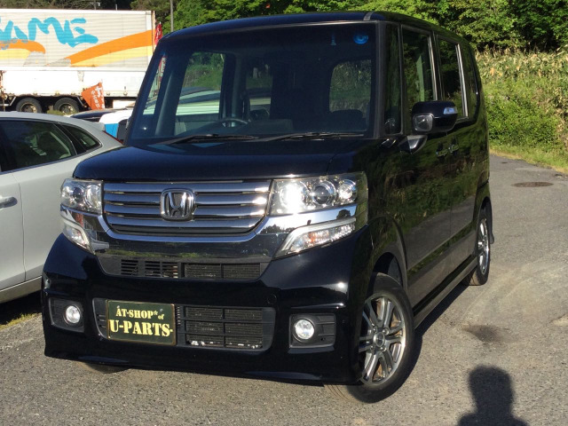 ホンダ N-BOXカスタム 