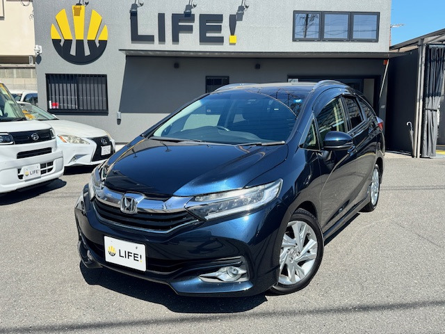 ホンダ シャトル 1.5 ハイブリッド Z の中古車詳細 (133,500km, ダーク