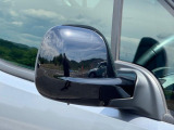 輸入車に乗ってみたいけど不安がある。そんなお客様に安心してお乗りいただけるように全国対応保証も付帯できます。