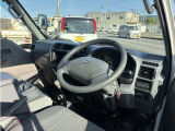1800cc 1t 1トン 平ボディ 4WD スーパーDX 5速 5MT 走行40300K パワーウインドウ 内外装仕上げ済み 2人乗り 後輪Wタイヤ