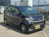 外装コーティングも行っております。専門スタッフが愛車をピカピカに仕上げさせていただきます。