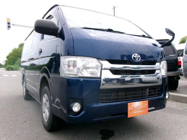 トヨタ ハイエースバン 
