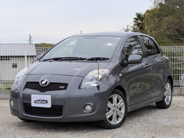 ヴィッツ 1.5 RS 事故修復歴なし、5速MT、走行1.9万k