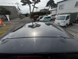 ●ルーフの傷や凹み、色褪せ塗装剥げなど見逃しやすいので是非ご覧ください☆弊社は全車ポリッシャーによるポリマー加工施工済みですので光沢に自信あります☆