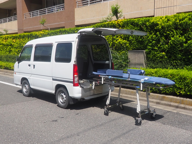 サンバー 営業登録可 患者 寝台車