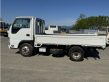 エルフ  平ボディ 積載2,000kg 4WD