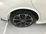 【展示車両について】 低価格を実現するため、微細な傷などは修理せずに展示している場合がございます。できるだけご説明させて頂くようにしておりますが、ご不安な方はスタッフまでお尋ねください。