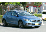 V40クロスカントリー D4 SE ディーゼル アイシン8速AT 前後ドラレコ