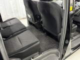 【全国納車OK】 現車をご覧になれないお客様でも、安心してお車をご購入いただける環境を整えております。 色々な角度から撮影したたくさんの画像など豊富な資料送りいたしております。