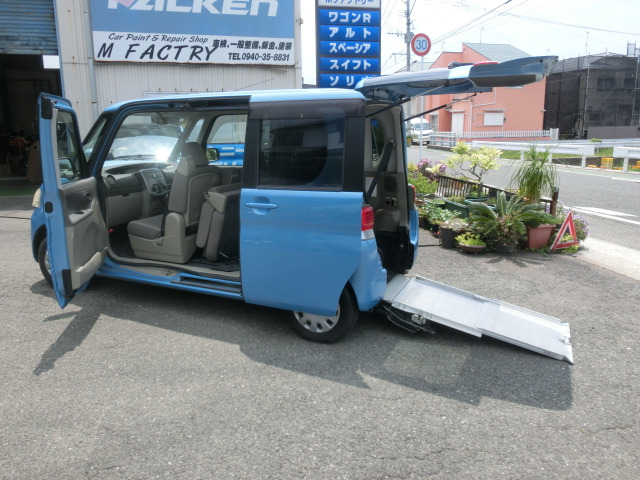 ダイハツ タント 