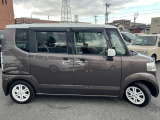 自動車保険もご相談ください。当店は三井住友海上、あいおいニッセイ同和損保の代理店です。保険担当が万一の際は連携を取って迅速にご対応致します。代車・レンタカーもご用意できますのでご安心ください。