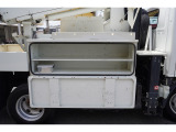 中古車に保証を付ける事は自信のある車両を仕入れ販売する事、 粗悪なエンジン・ミッションの車両を販売しない事、 整備点検をしっかりする事です。 当店とお客様の信用!