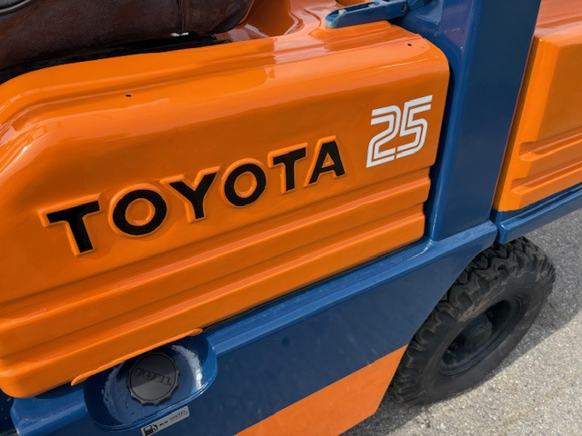 その他 トヨタL&F エンジンフォークリフト 5FD25 の中古車詳細 (走行