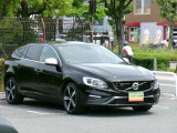 V60 D4 Rデザイン ディーゼル アイシン8速AT ポールスターPg
