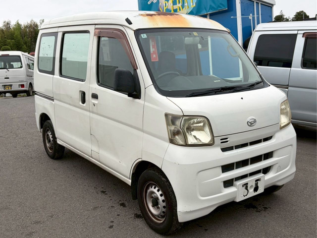 ダイハツ ハイゼットカーゴ 