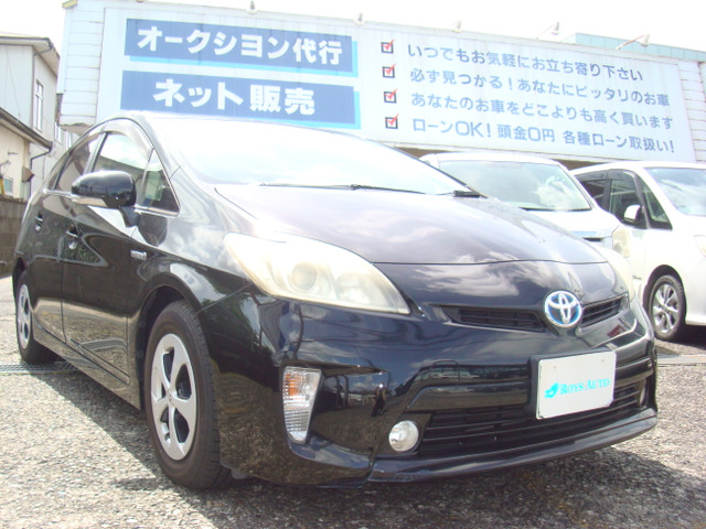 トヨタ プリウス 