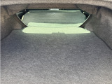 さらに後部座席を倒していただくと大きなお荷物も楽々積み込めます。