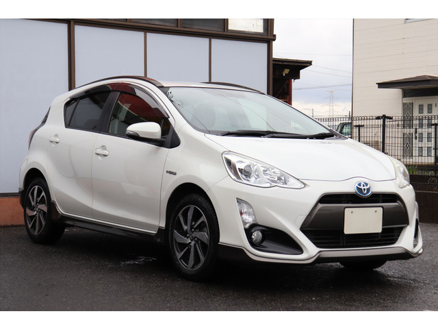 アクア 1.5 X-URBAN 修復歴無し 車検2年付き!!