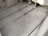 【展示車両について】 低価格を実現するため、微細な傷などは修理せずに展示している場合がございます。できるだけご説明させて頂くようにしておりますが、ご不安な方はスタッフまでお尋ねください。