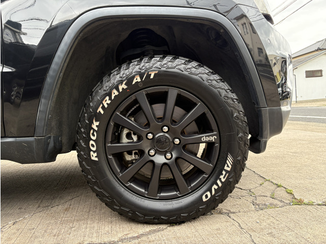 クライスラージープ グランドチェロキー ラレード 4WD 2.5㌅リフト
