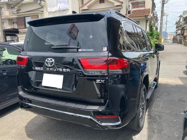 トヨタ ランドクルーザー300 3.3 ZX ディーゼル 4WD JBLサウンド