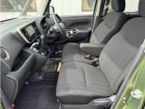 内装クリーニングも行っております。専門スタッフが愛車をピカピカに仕上げさせていただきます。