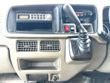 明るく広々とした室内です。オートマで運転も楽で快適装備満載の軽自動車です。クリーニング&消毒済みで綺麗な室内ですから快適にお使い頂けます。御気軽に09046440671迄、お問い合わせください