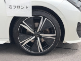 【右フロント】