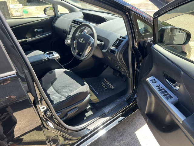 トヨタ プリウスα 1.8 S 後期/8インチナビ/Bカメラ/ETC の中古車詳細 