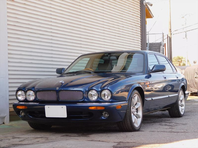 XJ XJR 4.0 スーパーチャージド V8 