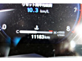 追加で12.3インチのナビを搭載しております!