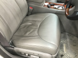 【全国納車OK】 現車をご覧になれないお客様でも、安心してお車をご購入いただける環境を整えております。 色々な角度から撮影したたくさんの画像など豊富な資料送りいたしております。