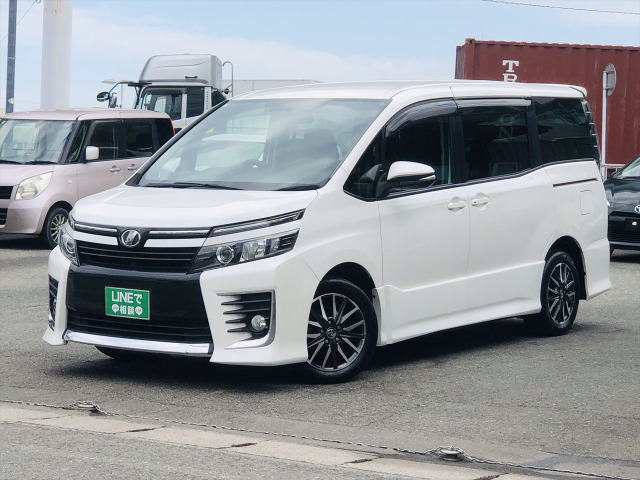 トヨタ ヴォクシー 