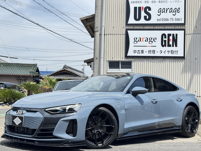 アウディ e-tron GT クワトロ 